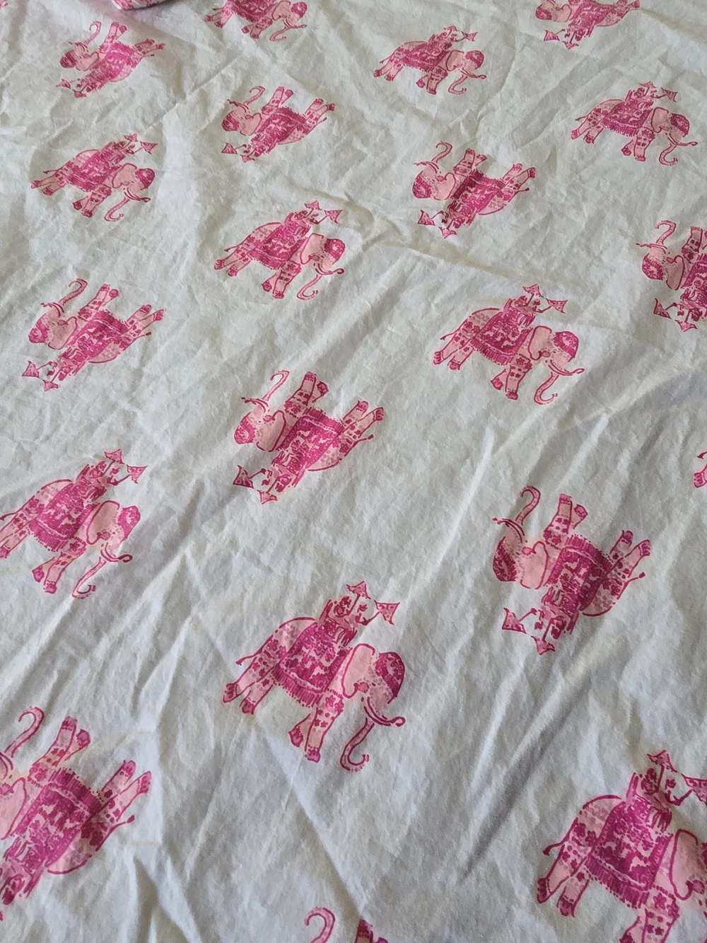 Pottery barn Kids Lilly Pulitzer Organic in Elephant Bazaar Sheets Pink Twin 2pc